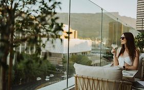 بارك إن باي راديسون كيب تاون فورشور